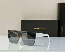 Picture of Balenciga Sunglasses _SKUfw53545477fw
